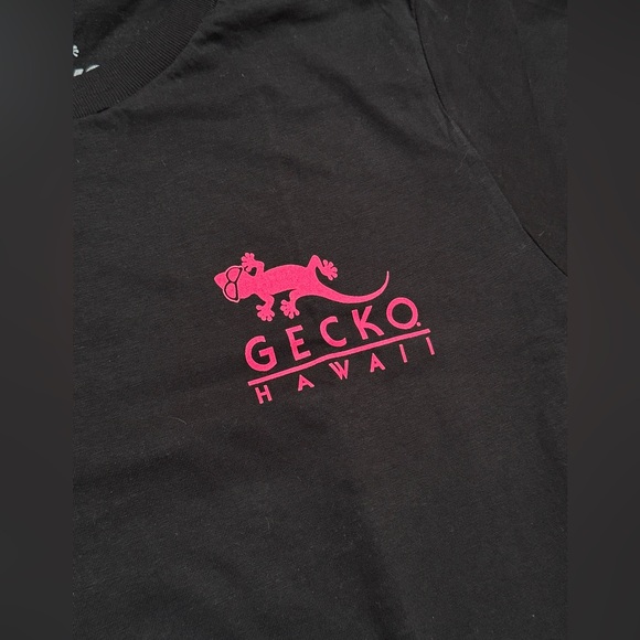 Gecko Hawaii “Burger and Flies” T-Shirt - Picture 7 of 8